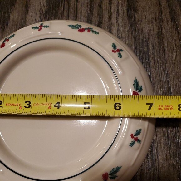 NIB Longaberger Pottery Woven Tradition Holly Berry Pillar Candle Plate 38032 - Picture 4 of 5